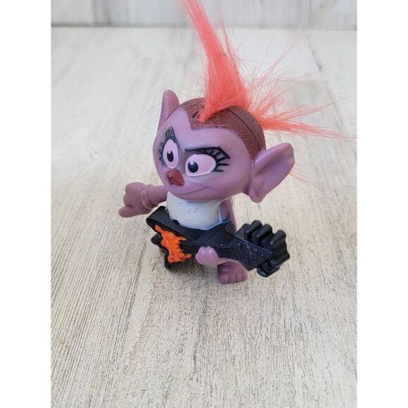 McDonald's trolls tour Queen Barb 2020 toy figure - Picture 2 of 4